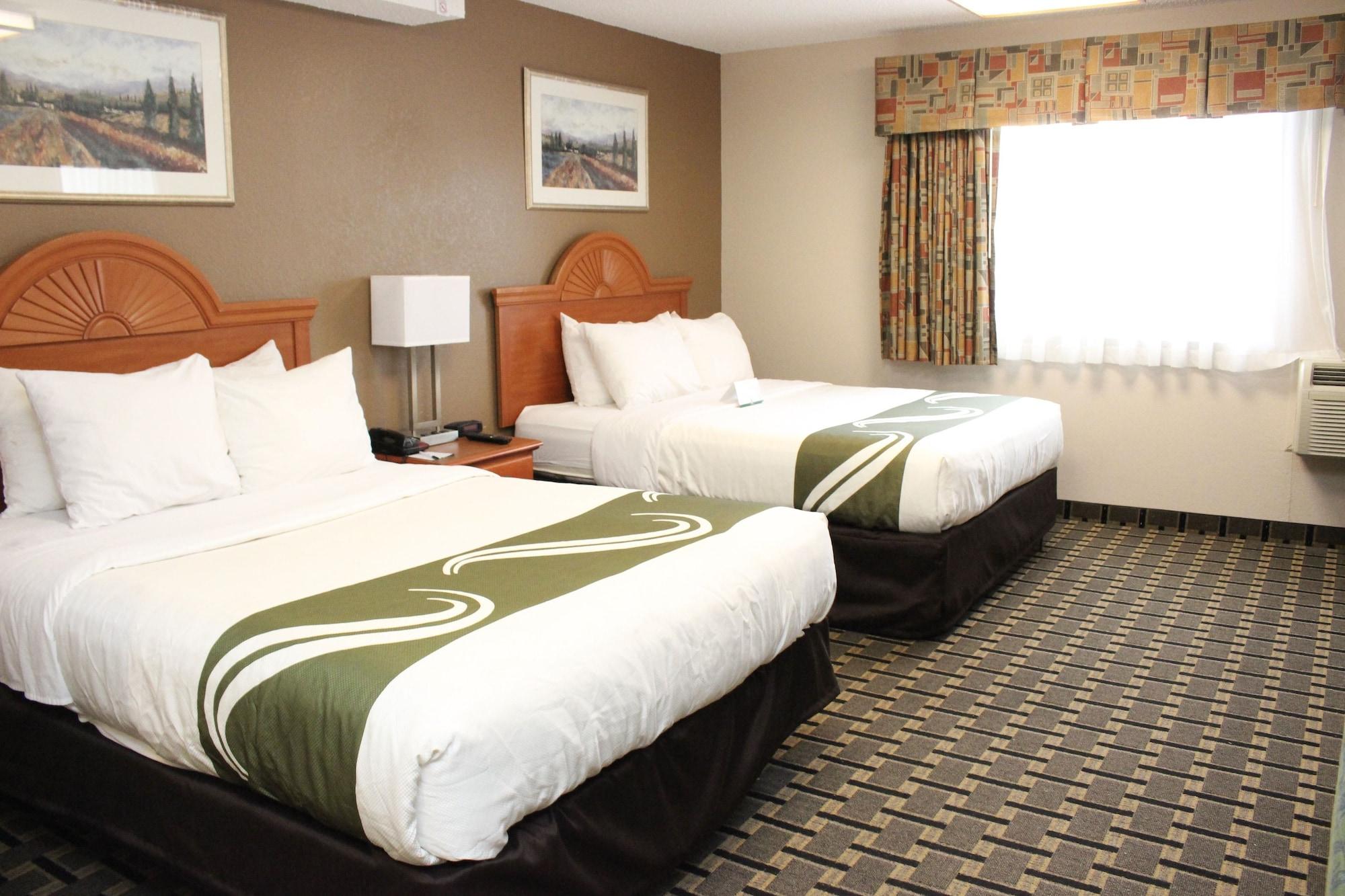 Quality Inn & Suites Detroit Metro Airport Ромулус Экстерьер фото