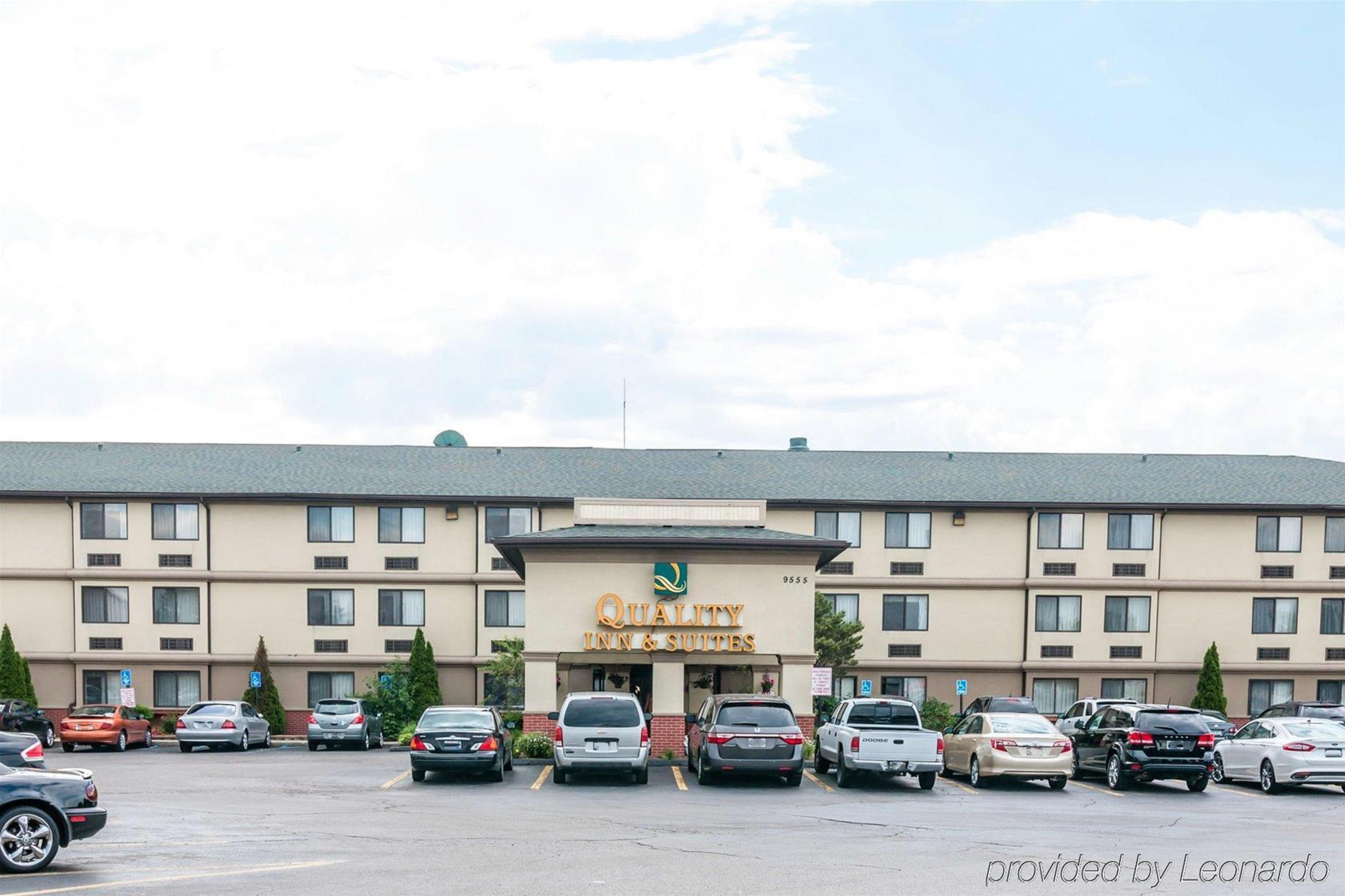Quality Inn & Suites Detroit Metro Airport Ромулус Экстерьер фото
