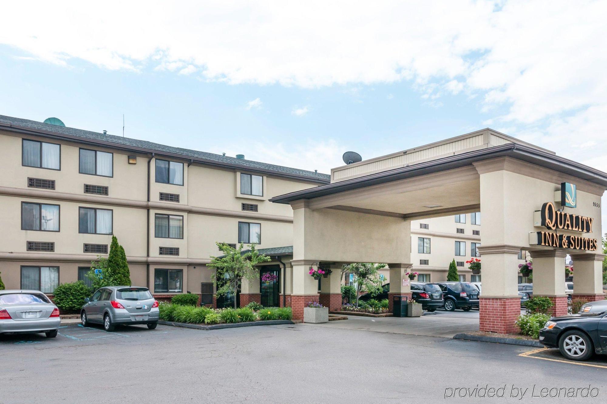 Quality Inn & Suites Detroit Metro Airport Ромулус Экстерьер фото