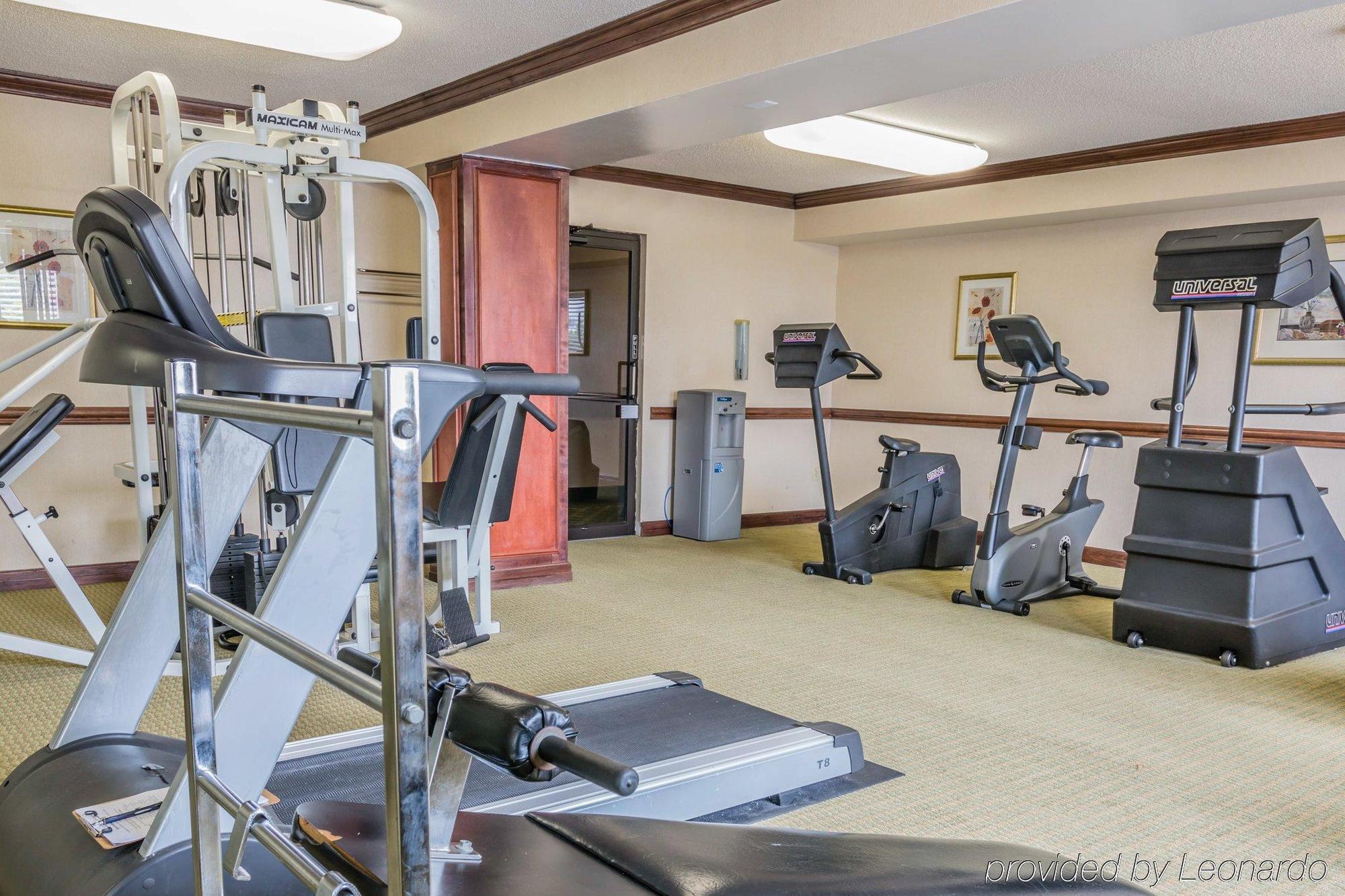 Quality Inn & Suites Detroit Metro Airport Ромулус Экстерьер фото